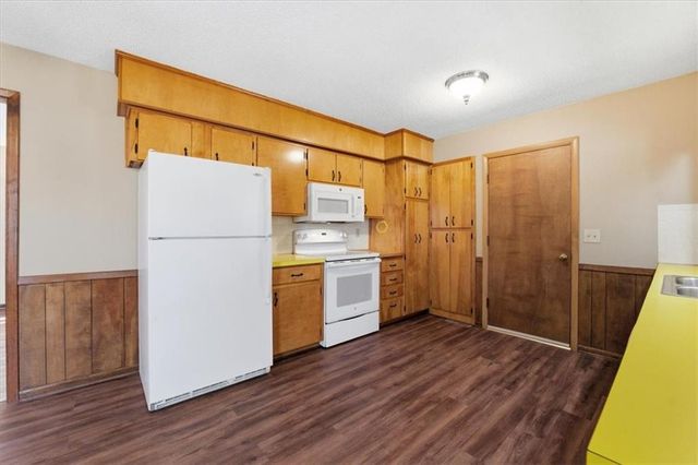 3504 E 106th Terrace, Kansas City, MO 64137