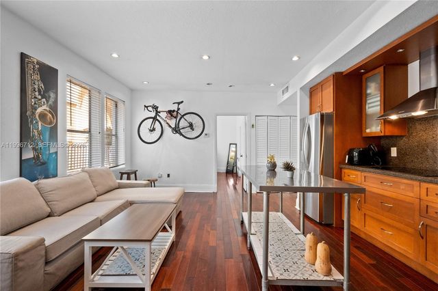 1027 Pennsylvania Ave 102, Miami Beach, FL 33139