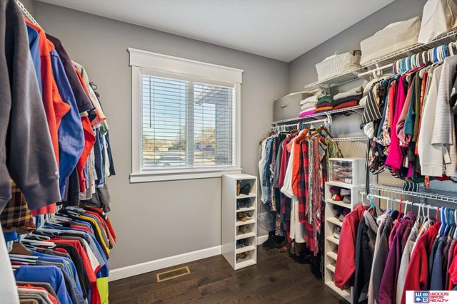 302 S Blackburn Avenue, York, NE 68467