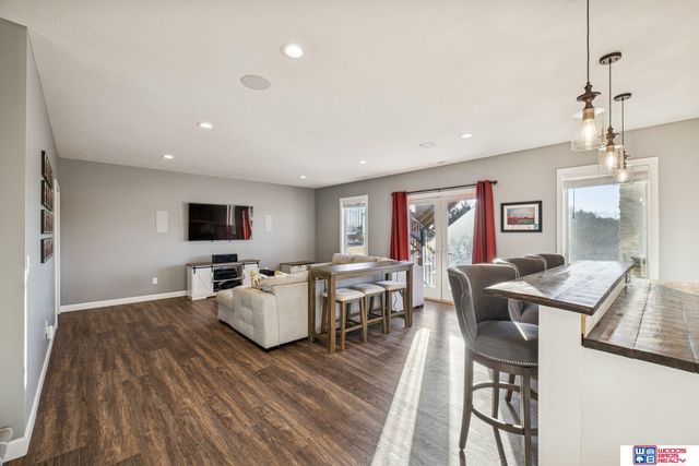 302 S Blackburn Avenue, York, NE 68467