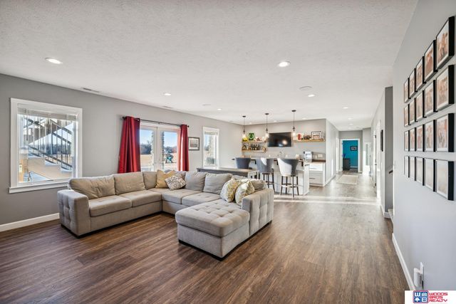 302 S Blackburn Avenue, York, NE 68467