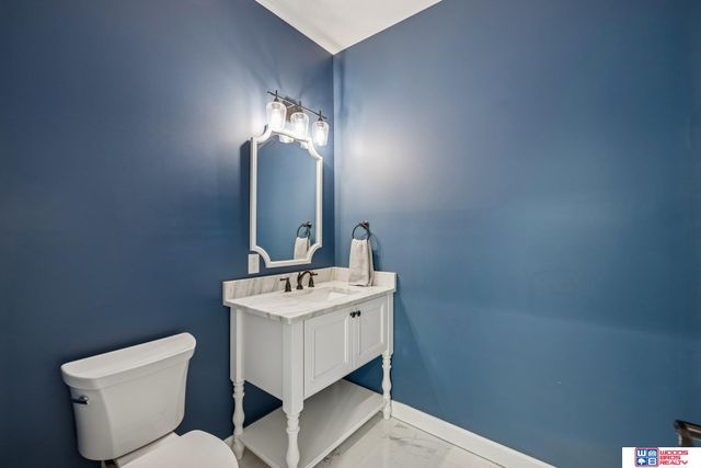 302 S Blackburn Avenue, York, NE 68467