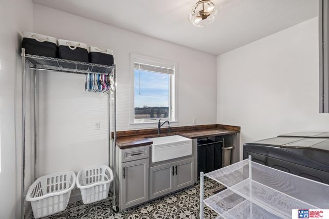 302 S Blackburn Avenue, York, NE 68467