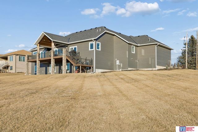 302 S Blackburn Avenue, York, NE 68467