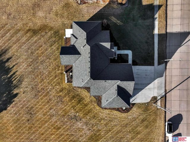 302 S Blackburn Avenue, York, NE 68467