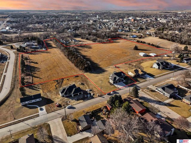 302 S Blackburn Avenue, York, NE 68467