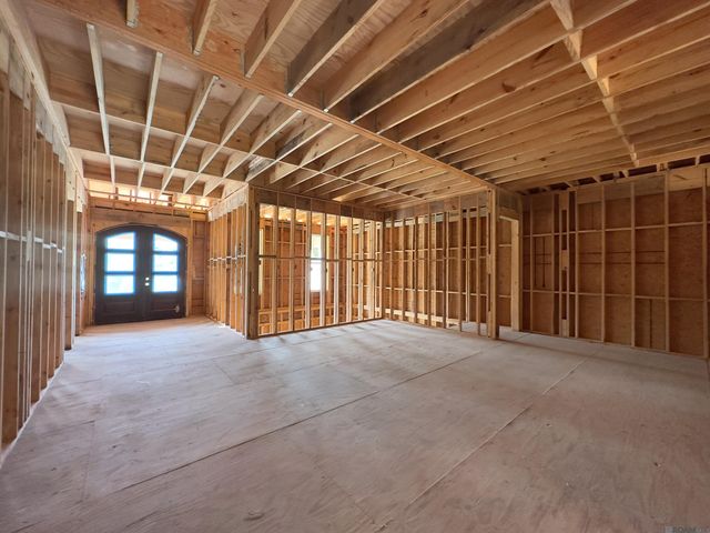 22231 Kristi Ln, Holden, LA 70744