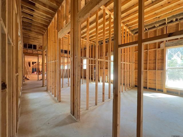 22231 Kristi Ln, Holden, LA 70744