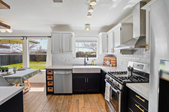 15509 Imperial Jade DR, Austin, TX 78728