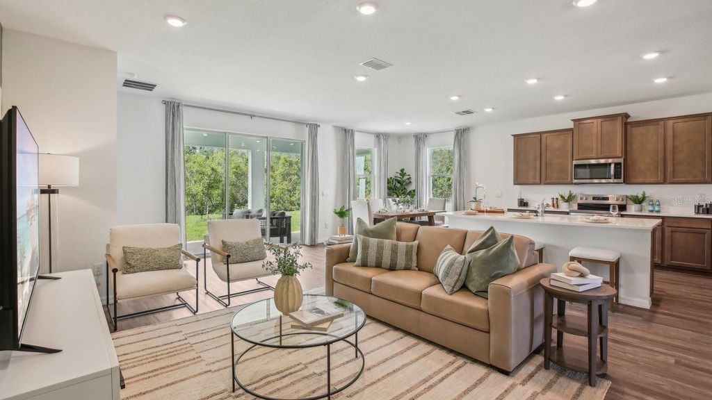 Image 6 of property listing at 17513 MAPLE GROVE ROAD, Land O Lakes, FL 34638