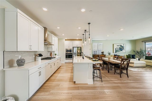 10056 Carmine Clay Drive, Las Vegas, NV 89143