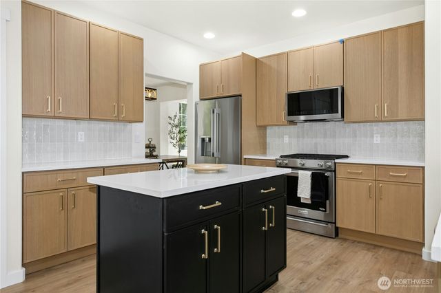 15302 287th Ave NE, Duvall, WA 98019