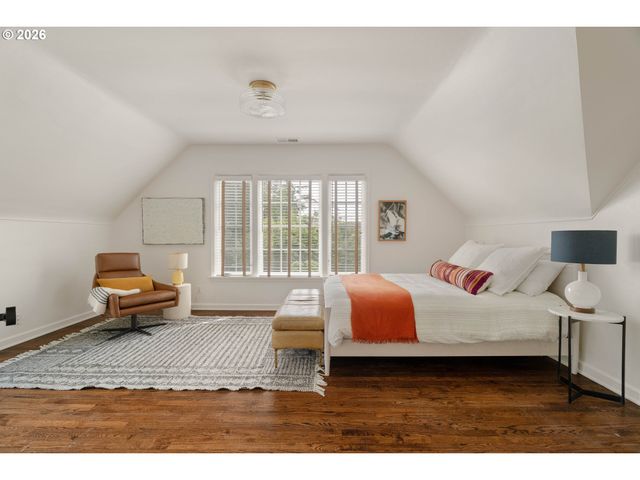 3570 Sw COUNCIL CREST Dr, Portland, OR 97239