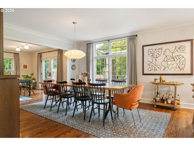 3570 Sw COUNCIL CREST Dr, Portland, OR 97239