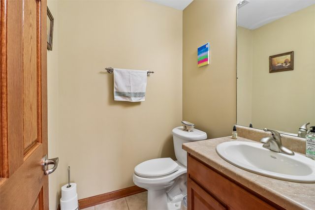 215 SW 36th Lane, Ankeny, IA 50023