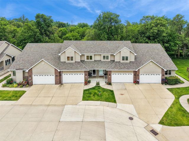 215 SW 36th Lane, Ankeny, IA 50023