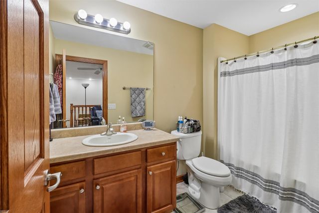 215 SW 36th Lane, Ankeny, IA 50023
