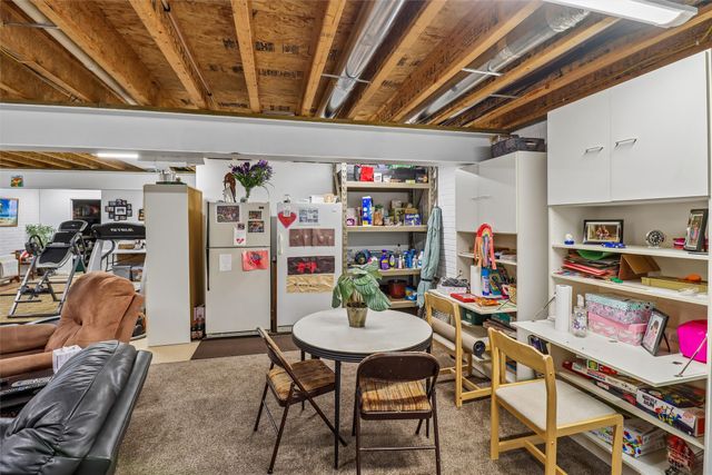 215 SW 36th Lane, Ankeny, IA 50023