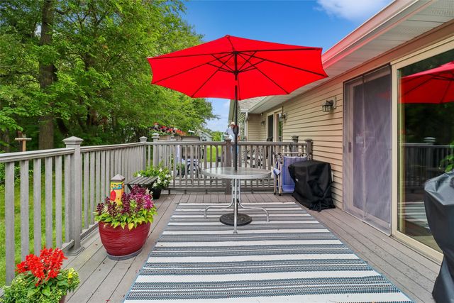 215 SW 36th Lane, Ankeny, IA 50023