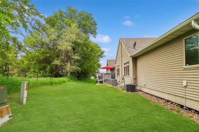 215 SW 36th Lane, Ankeny, IA 50023