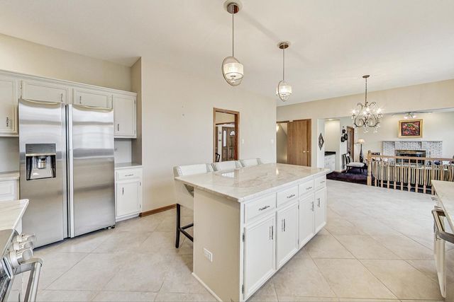 7830 W 157th Street, Orland Park, IL 60462
