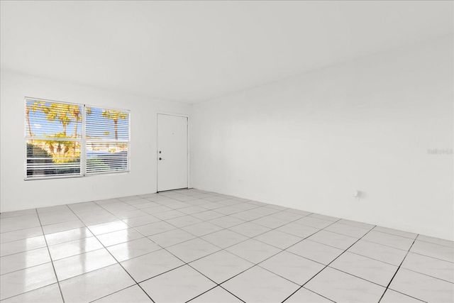 6400 46TH AVENUE 102, Kenneth City, FL 33709