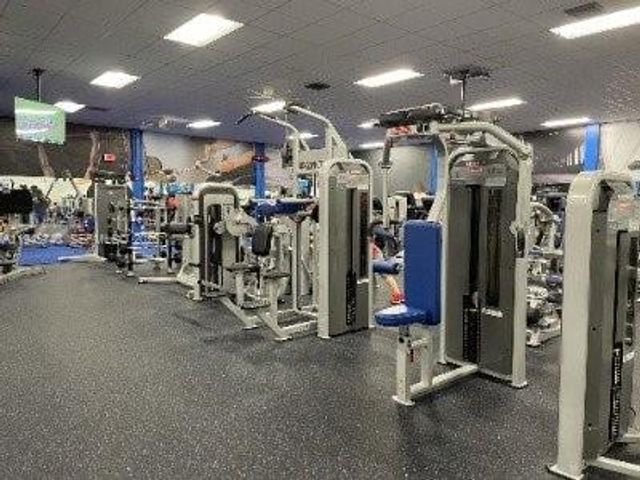 459 Lakeview Dr 1, Weston, FL 33326