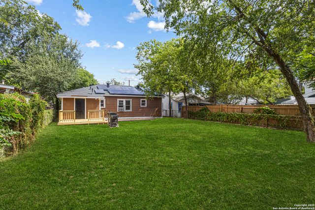 2114 Lee Hall, San Antonio, TX 78201