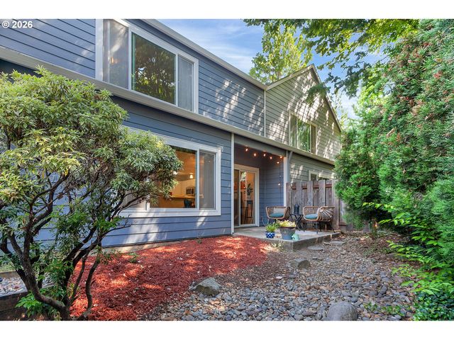 7175 Sw SAGERT St 102, Tualatin, OR 97062