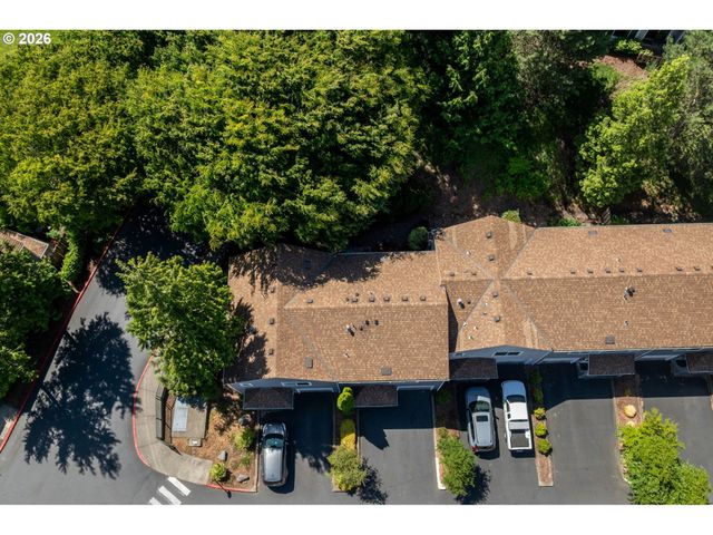 7175 Sw SAGERT St 102, Tualatin, OR 97062