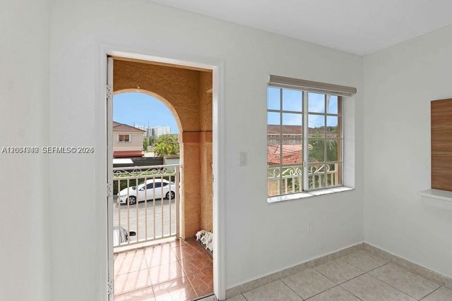 242 E 3rd Street 205, Hialeah, FL 33010