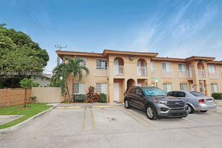 242 E 3rd Street 205, Hialeah, FL 33010