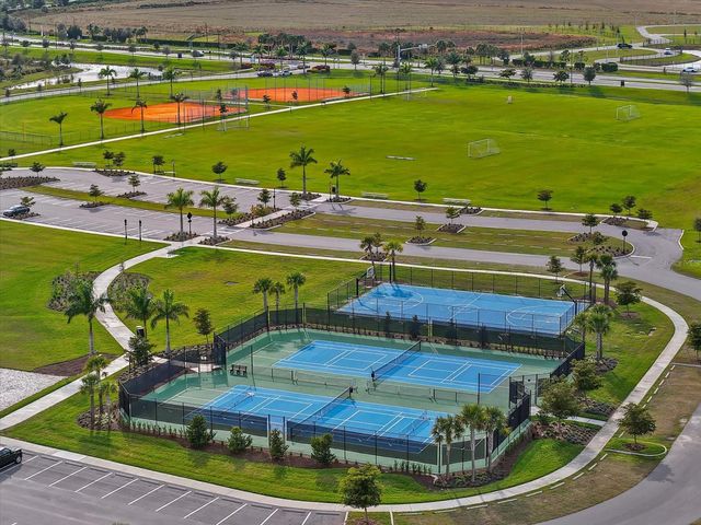 9052 DRIVEN SNOW STREET, Sarasota, FL 34241