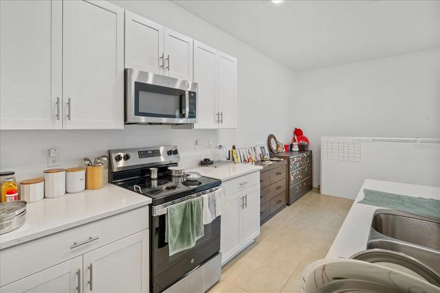 9052 DRIVEN SNOW STREET, Sarasota, FL 34241