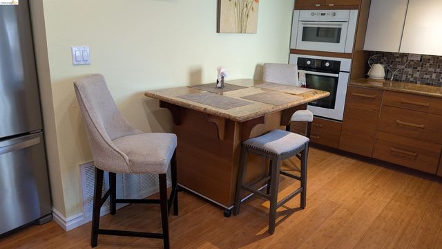 10013 Foxboro Cir, San Ramon, CA 94583