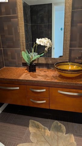 10013 Foxboro Cir, San Ramon, CA 94583