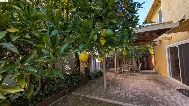 10013 Foxboro Cir, San Ramon, CA 94583