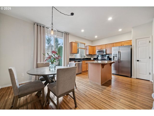 20624 NOBLE Ln, West Linn, OR 97068