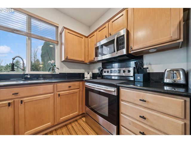 20624 NOBLE Ln, West Linn, OR 97068