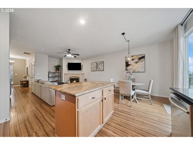 20624 NOBLE Ln, West Linn, OR 97068