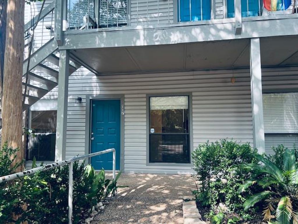 802 S 1st ST 117, Austin, TX 78704
