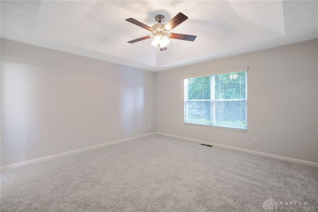 5811 Oak Creek Trail, Huber Heights, OH 45424