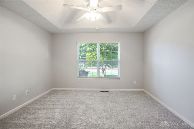 5811 Oak Creek Trail, Huber Heights, OH 45424