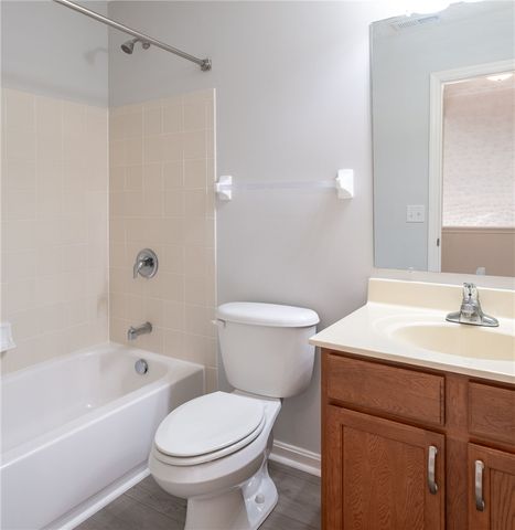 5811 Oak Creek Trail, Huber Heights, OH 45424