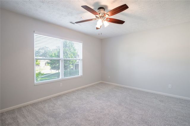 5811 Oak Creek Trail, Huber Heights, OH 45424