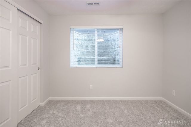 5811 Oak Creek Trail, Huber Heights, OH 45424