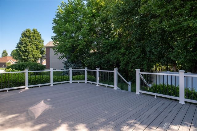5811 Oak Creek Trail, Huber Heights, OH 45424