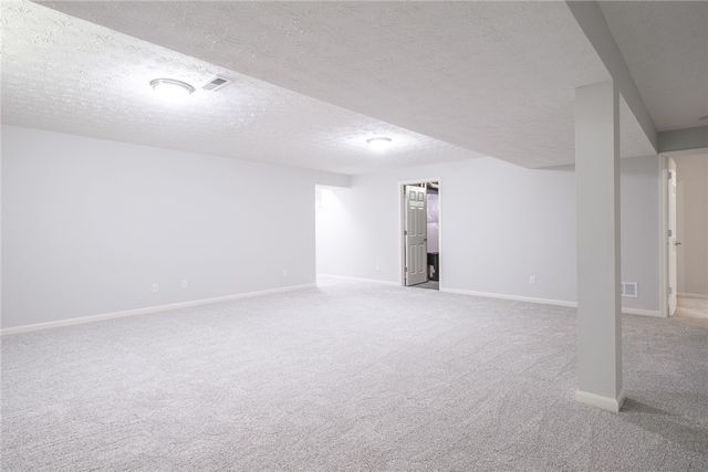 5811 Oak Creek Trail, Huber Heights, OH 45424