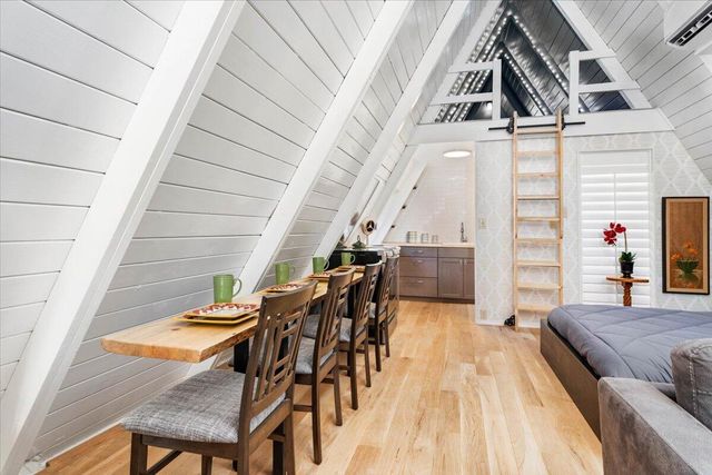 1289 Arizona Street, Redding, CA 96002