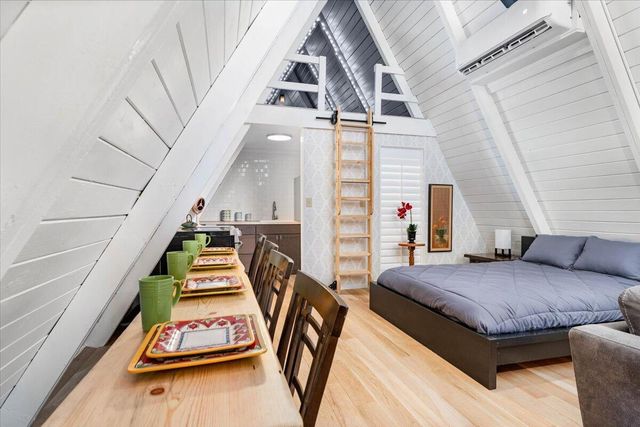 1289 Arizona Street, Redding, CA 96002